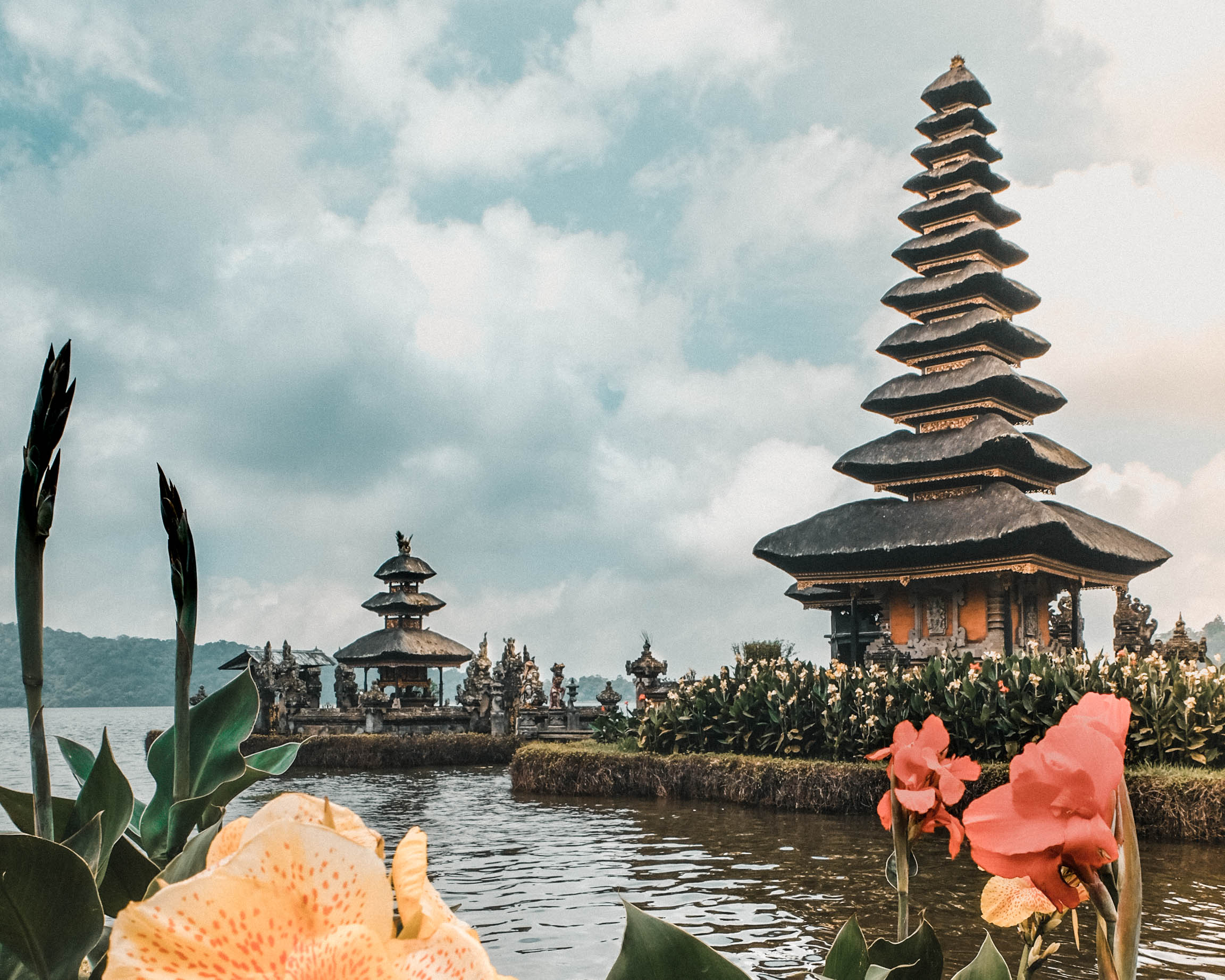 Pura Ulun Danu Bratan | Temple | Sightseeing in Bali Indonesia