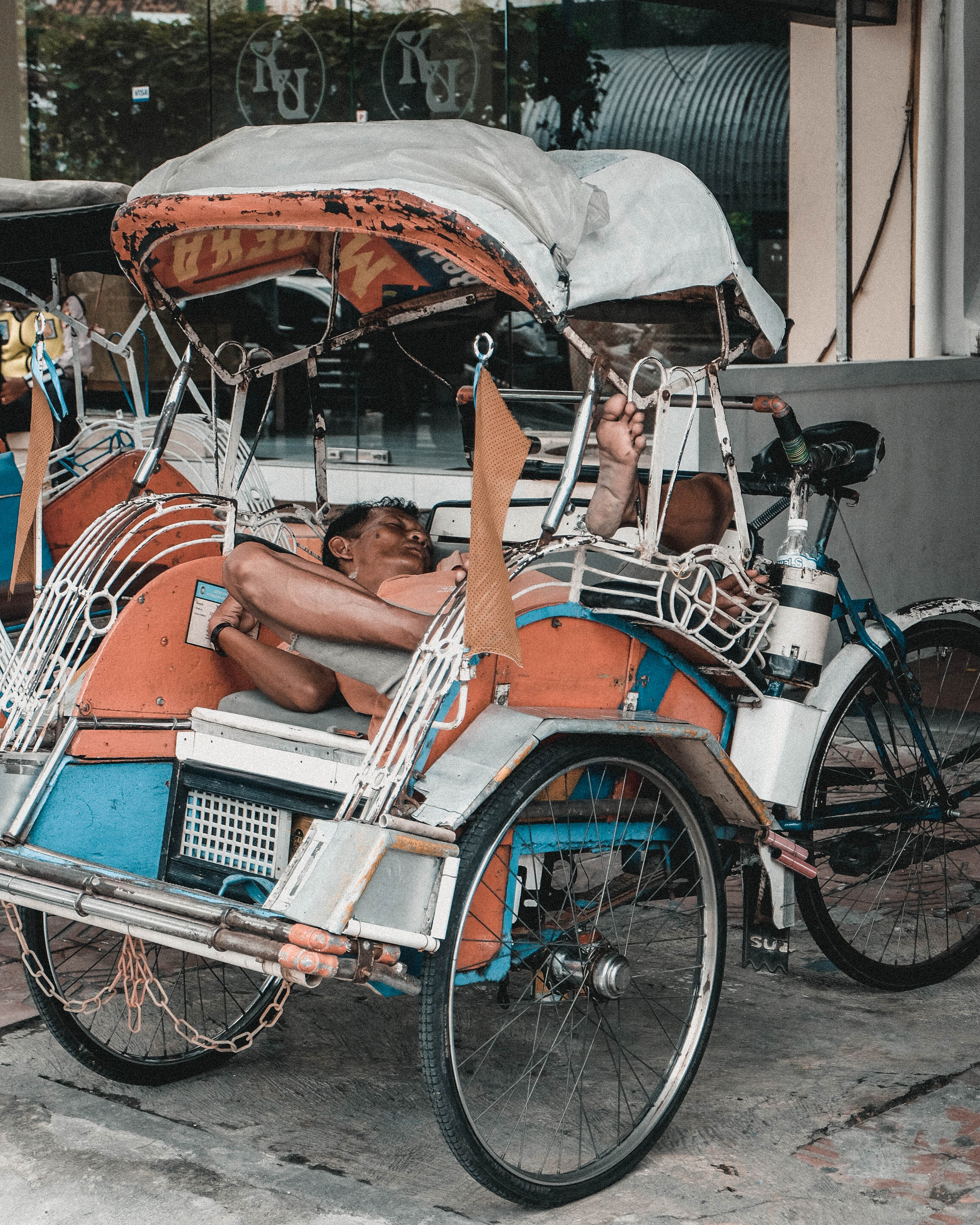 tuktuk driver